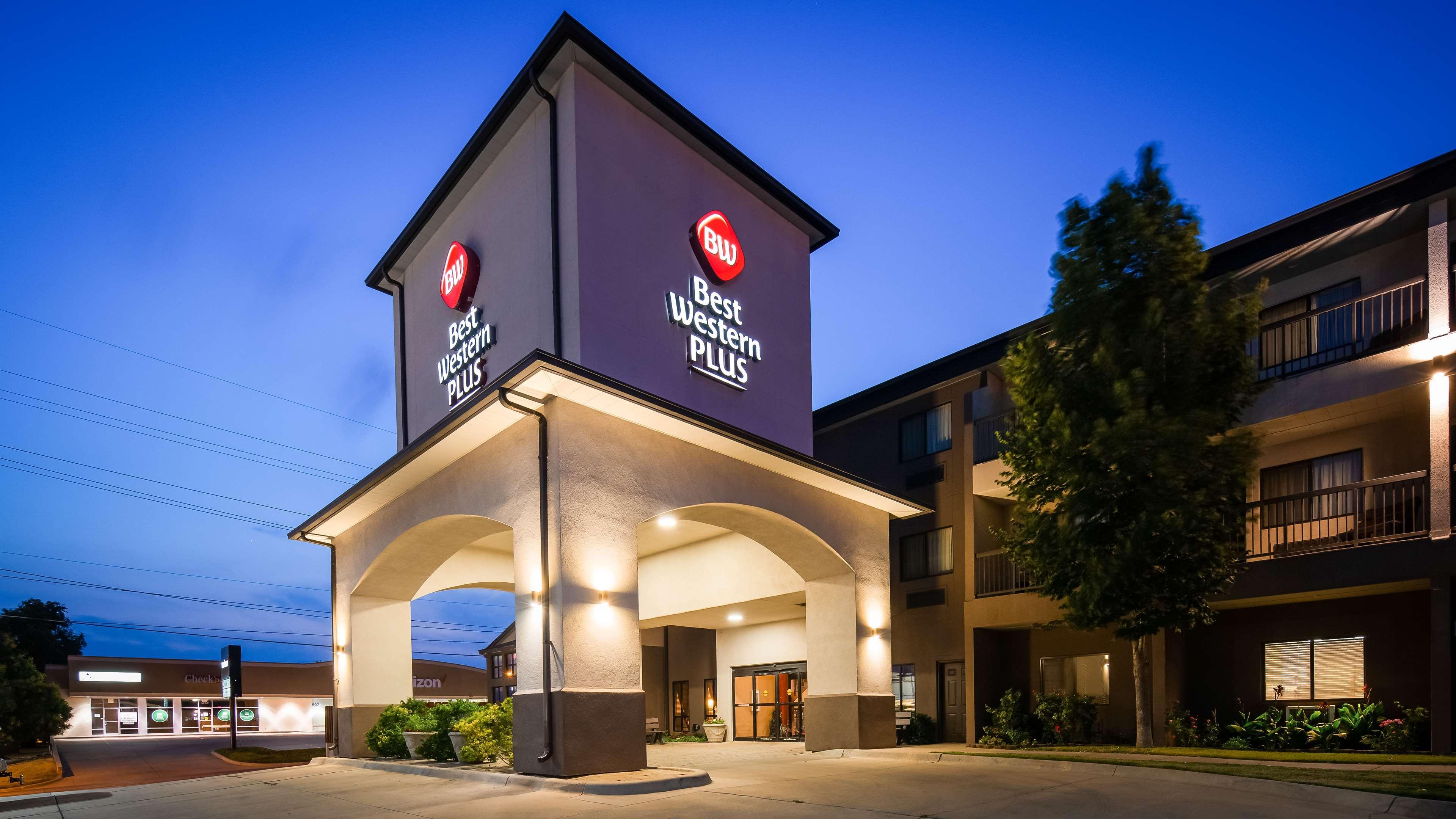 Best Western Plus Country Inn & Suites Додж Сити Екстериор снимка