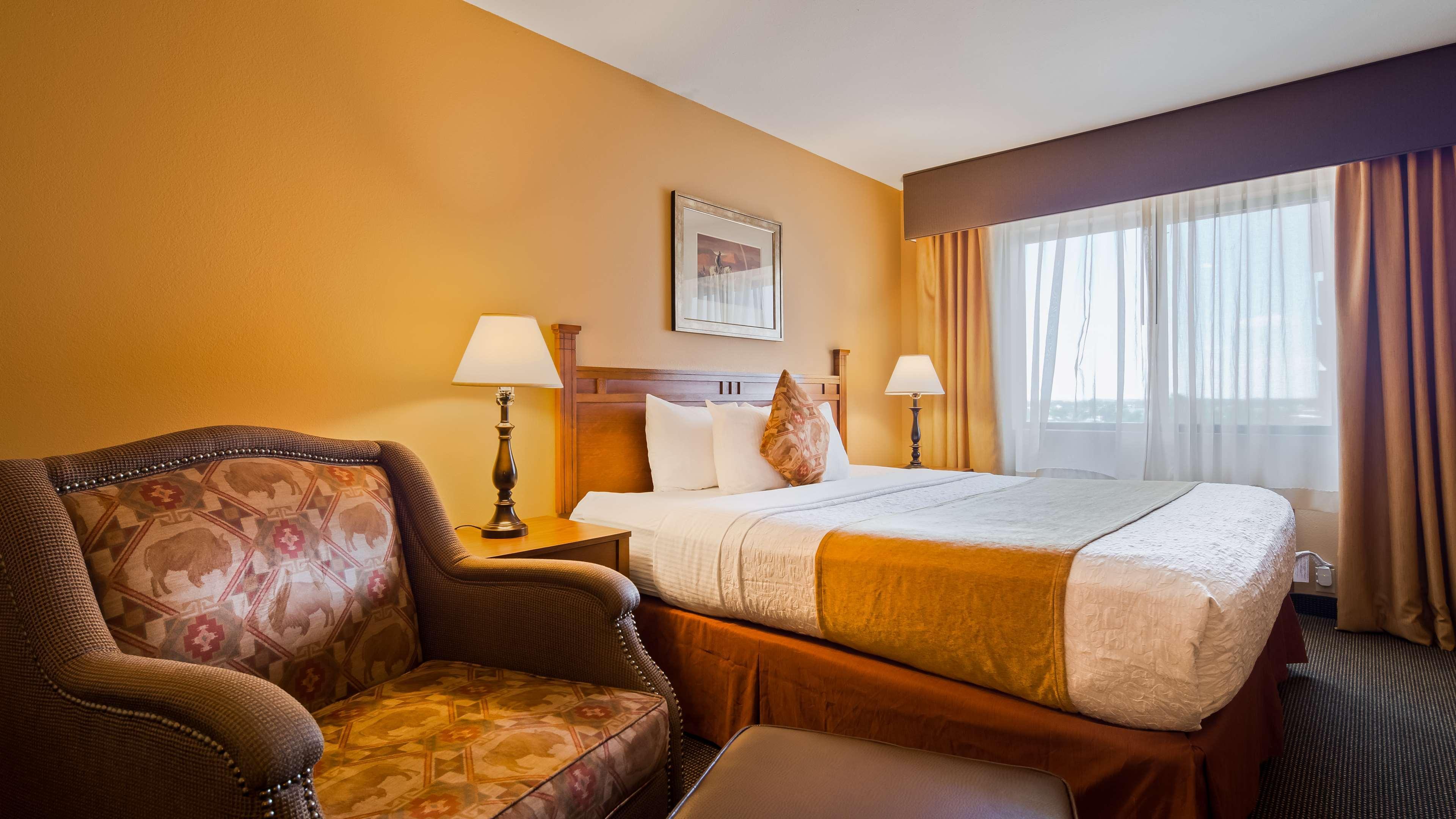 Best Western Plus Country Inn & Suites Додж Сити Екстериор снимка