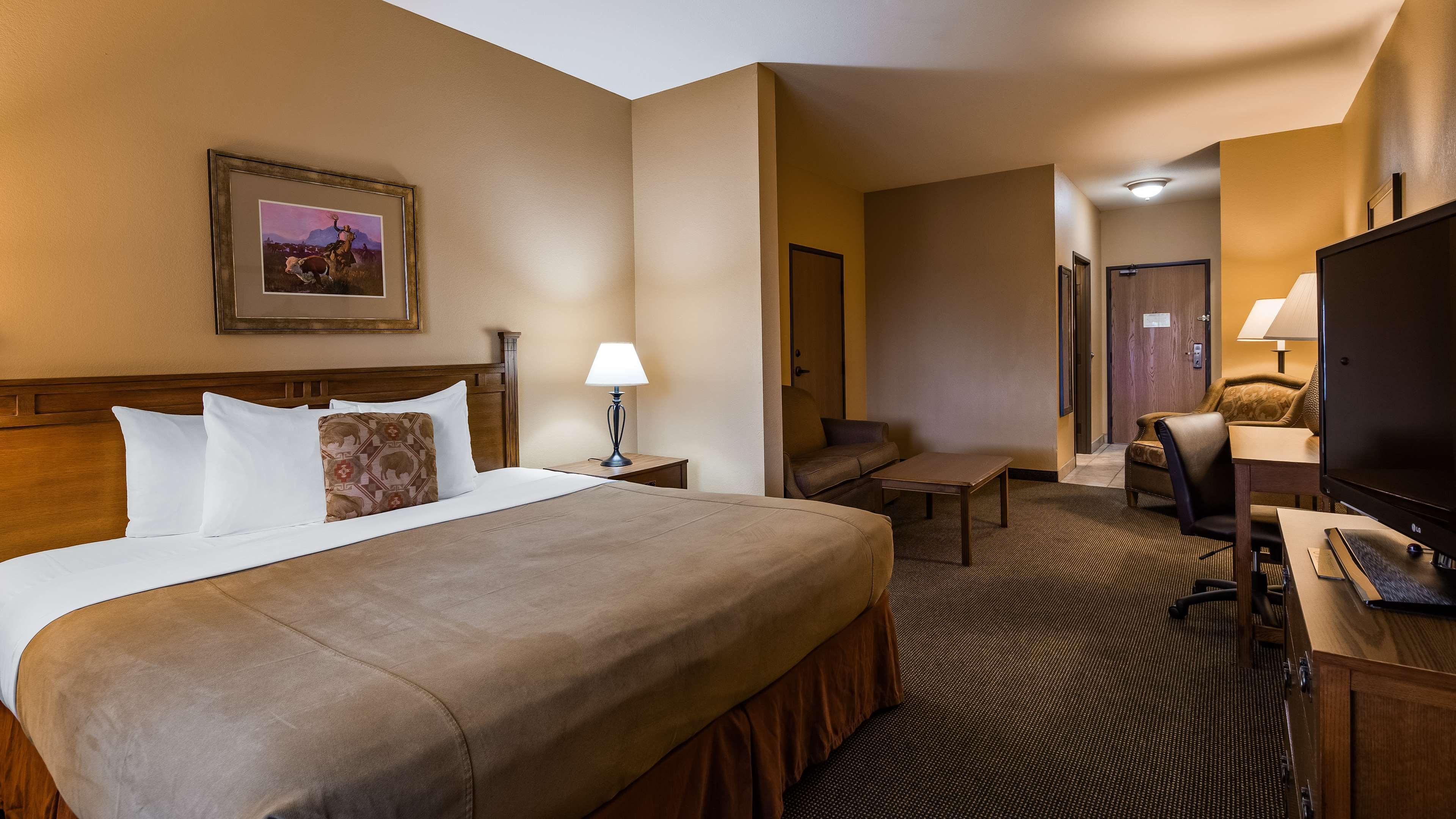 Best Western Plus Country Inn & Suites Додж Сити Екстериор снимка