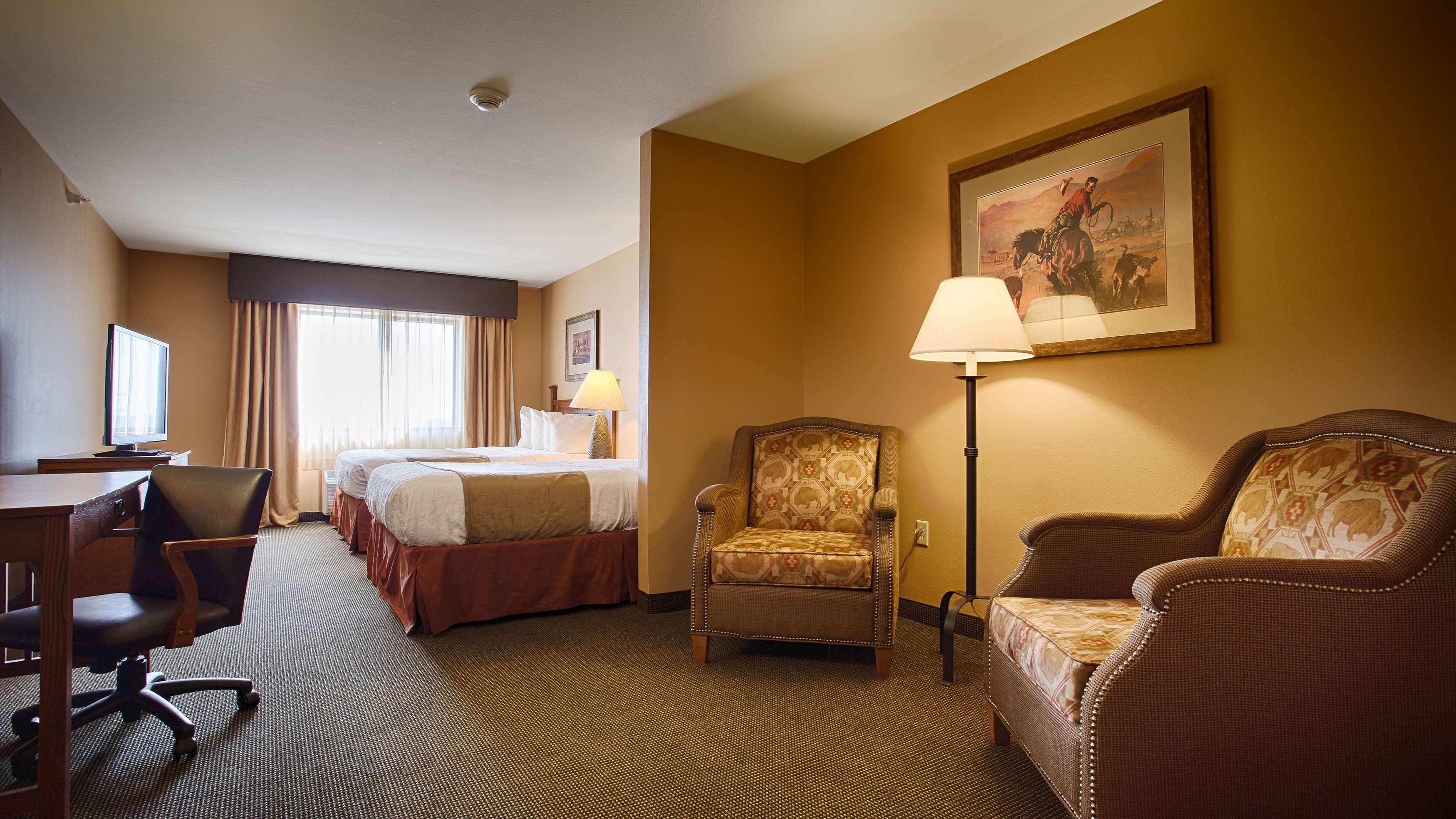 Best Western Plus Country Inn & Suites Додж Сити Екстериор снимка