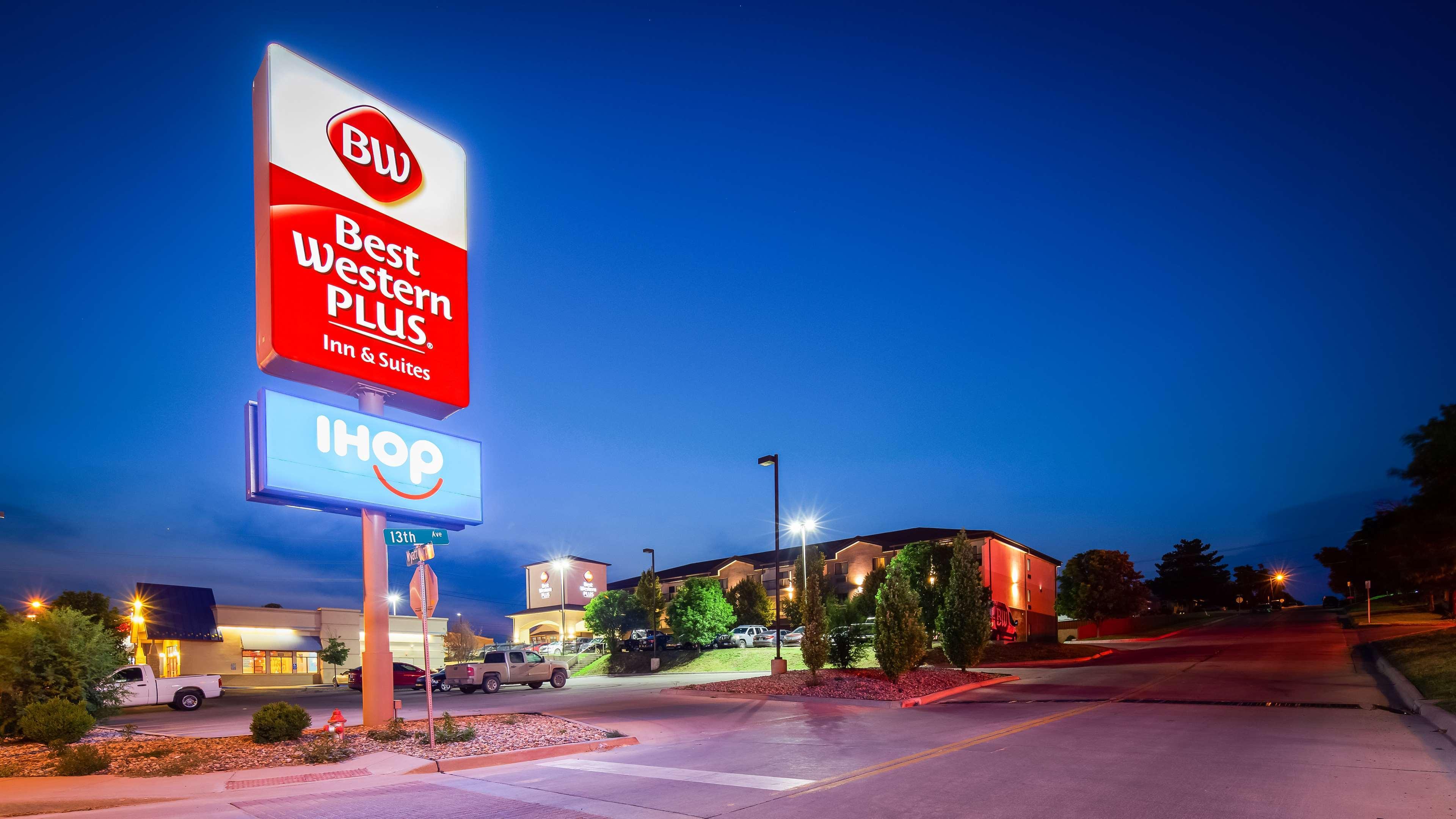 Best Western Plus Country Inn & Suites Додж Сити Екстериор снимка